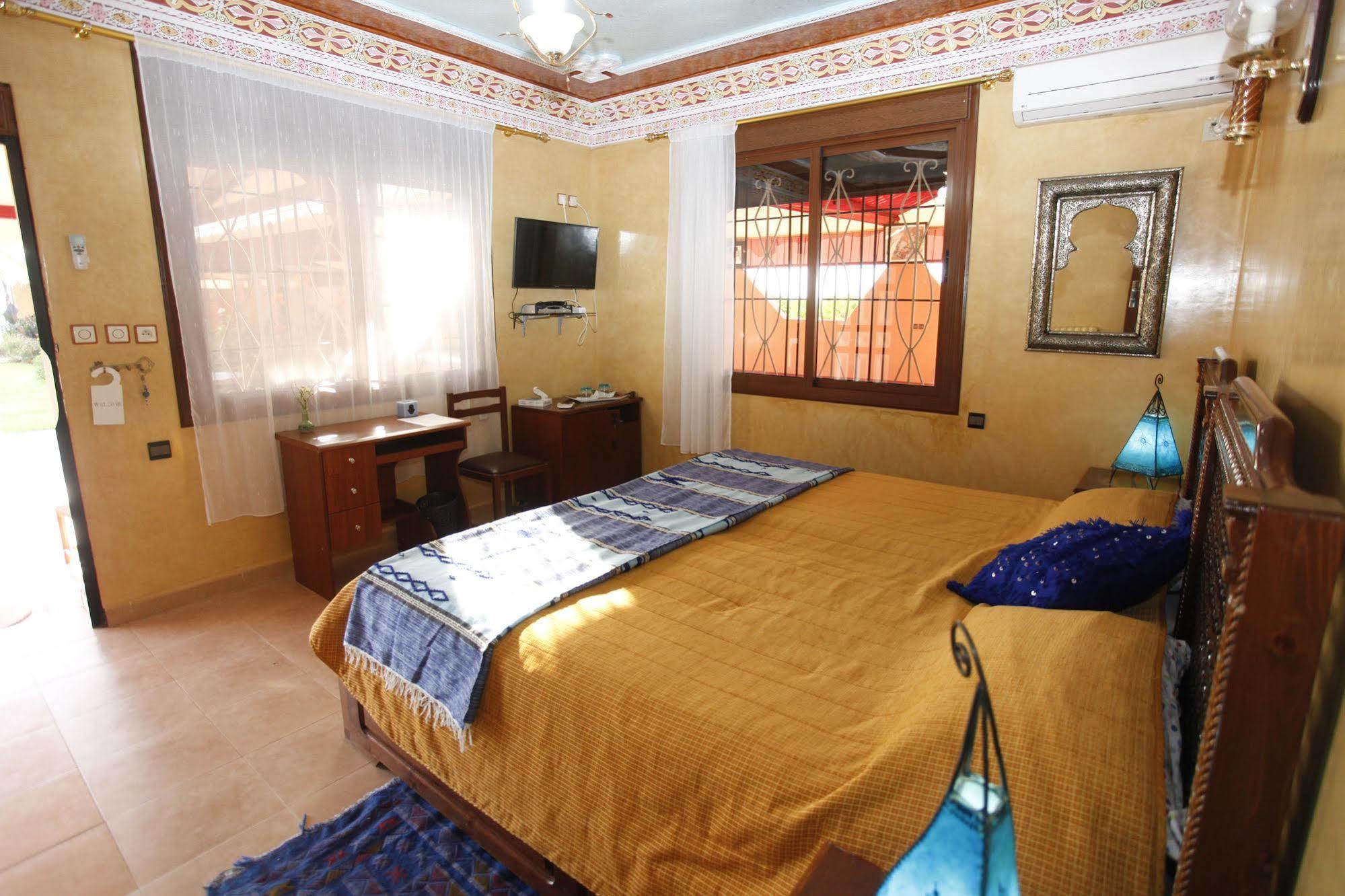 Gite Karima Madagh Luaran gambar