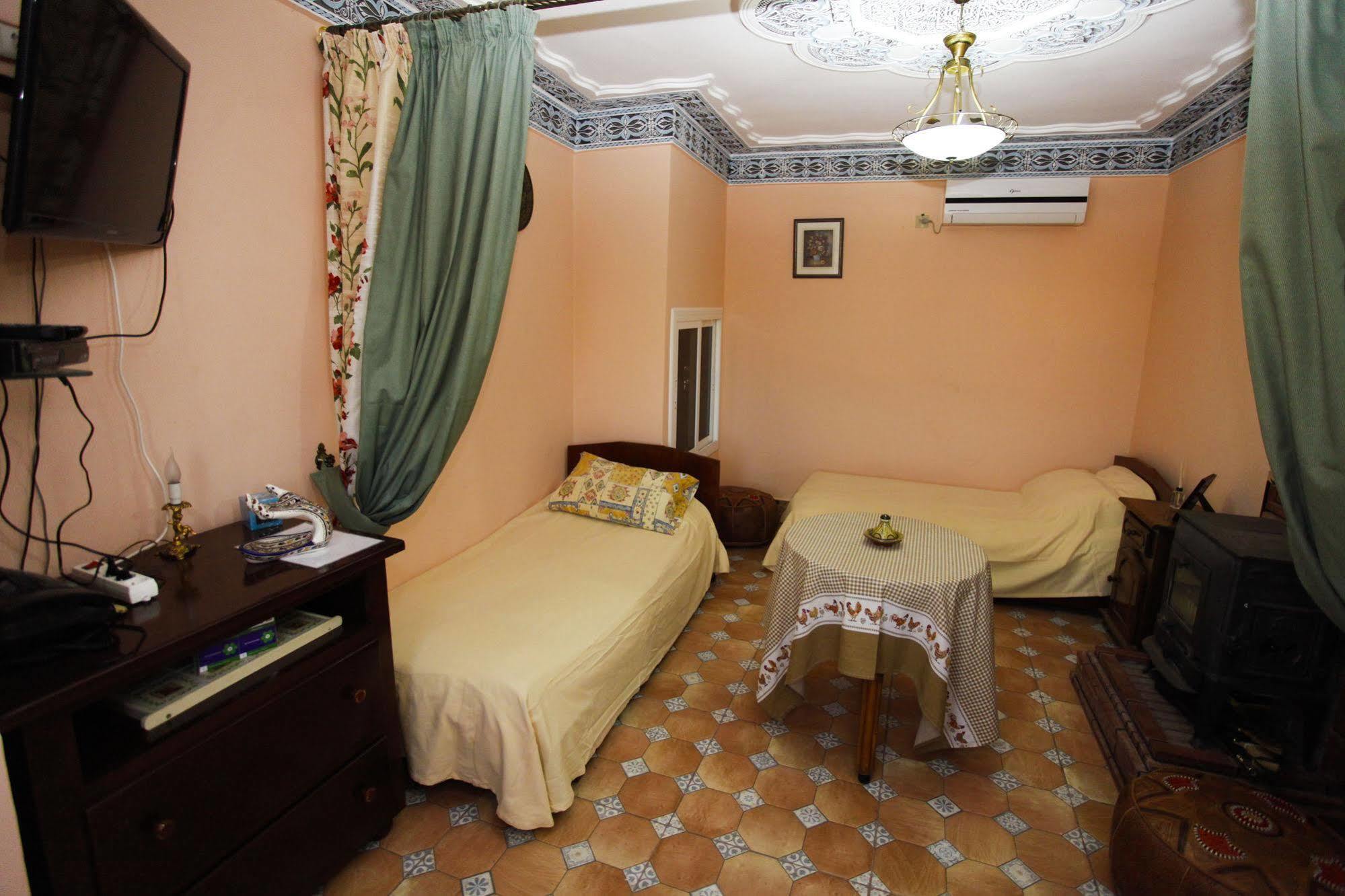 Gite Karima Madagh Luaran gambar